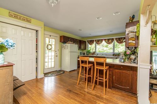 209 Country Rd, Mount Sinai NY  11766-1509 exterior