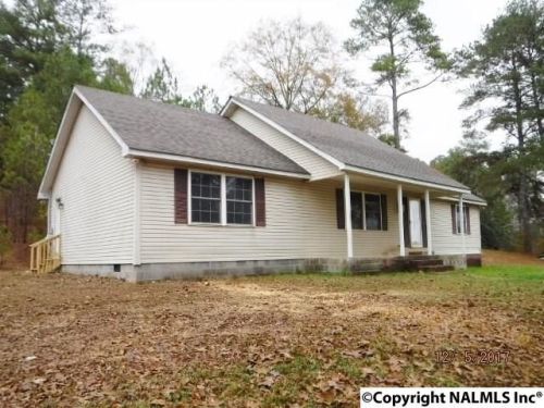 63 Gilberts Ferry Rd, Gadsden, AL 35905-8947