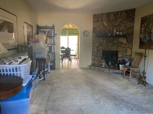 92 Quail Run Dr, Deer Park, NY 11729-5631