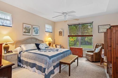 9796 Alhambra Ln, Bonita Springs FL  34135-2811 exterior