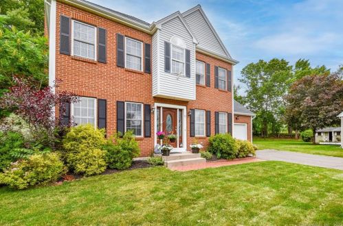 47 Hitchcock Way, Wapping, CT 06074-1882