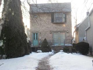 87 Hobart Ave, Bayonne, NJ 07002-4268