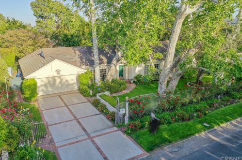 4714 Sancola Ave, North Hollywood, CA 91602-1611