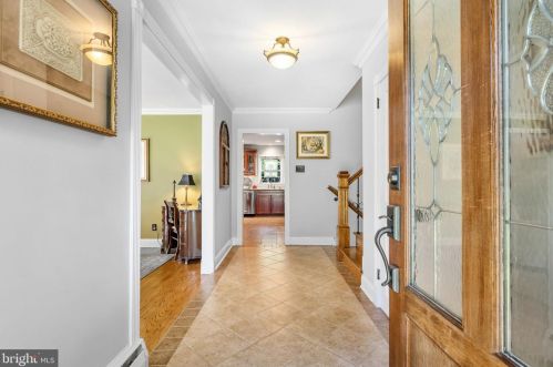 3653 Wyola Dr, Newtown Square, PA 19073-1504