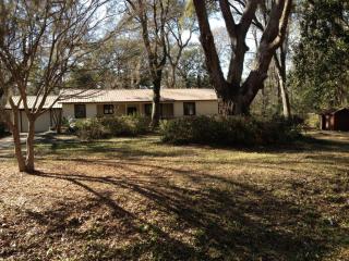 185 Bayou Forest Dr, Freeport, FL 32439-4543