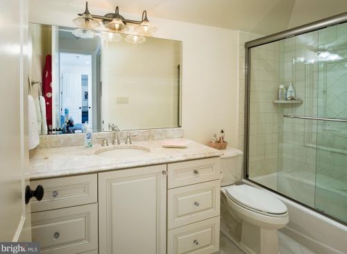 226 Valley Ridge Rd, Haverford PA  19041-2029 exterior