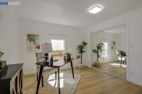 1802 88th Ave, Oakland CA  94621-1008 exterior