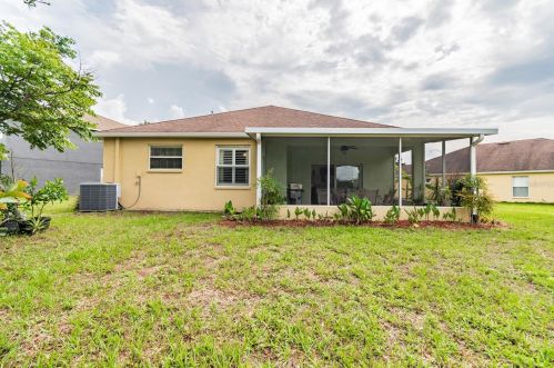 18750 Narimore Dr, Land O Lakes FL  34638-2617 exterior