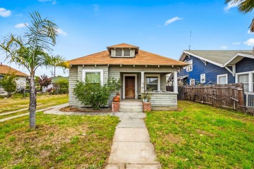 136 Miramonte Ave, Ontario, CA 91764-4208