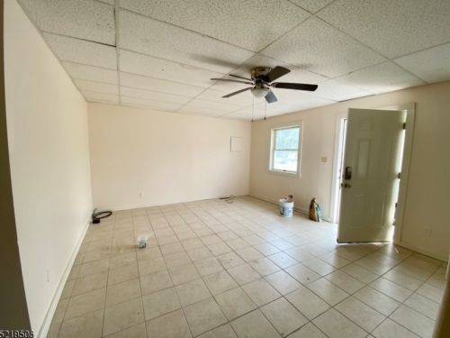 43 Vail Rd, Columbia NJ  07832-2747 exterior