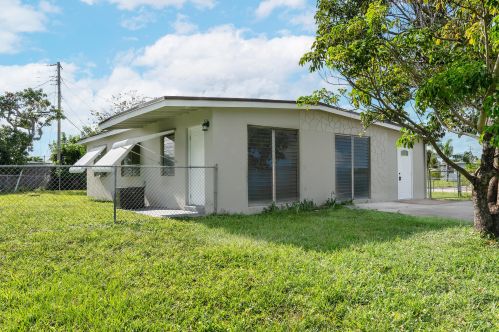2319 Lewis Rd, West Palm Beach, FL 33415-7129