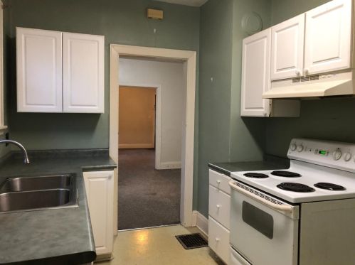 573 Main St, Wilmington OH  45177-2122 exterior