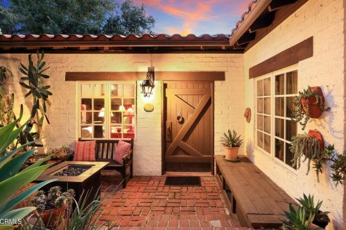 2919 Lake Ave, Altadena CA  91001-1621 exterior