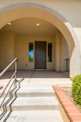 4280 Verrado Way, Buckeye, AZ 85396-7534