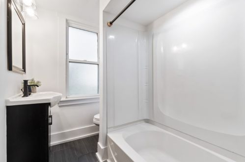 6620 Jackson St, Pittsburgh PA  15206-1764 exterior