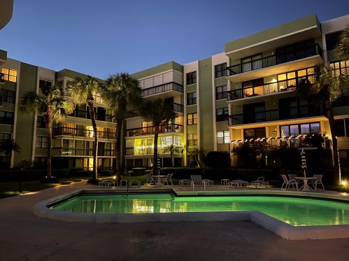 611 7th St, Delray Beach FL  33483-5125 exterior