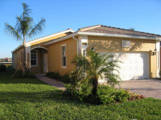 15274 Cortona Way, Naples FL  34120-0672 exterior
