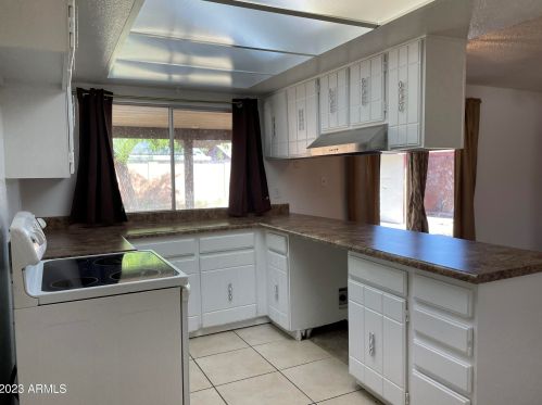 11821 42nd Dr, Phoenix, AZ 85029-3020