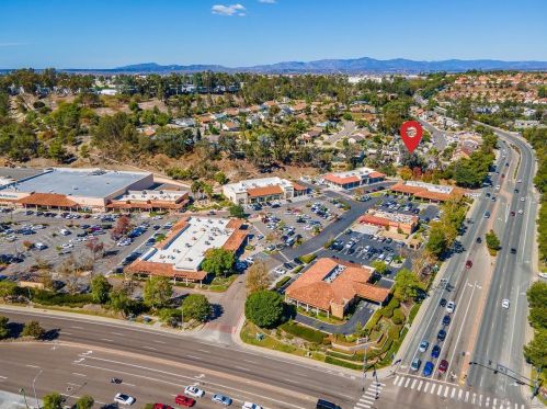 4137 Auburn Ave, Oceanside CA  92056-6018 exterior