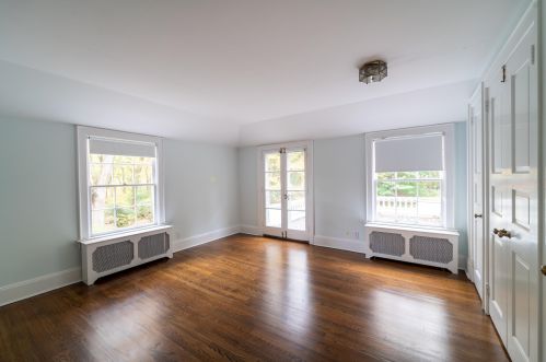 5 Father Peters Ln, New Canaan CT  06840-2215 exterior