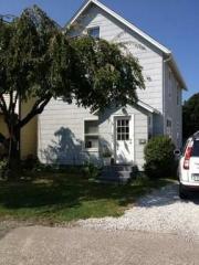 2922 11th St, Erie PA  16505-3902 exterior