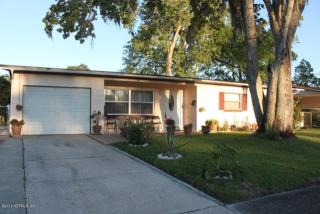 2915 Melhollin Dr, Jacksonville, FL 32216-5528