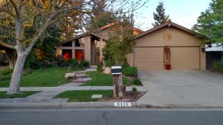 8328 Raisina Ave, Fresno CA  93720-2083 exterior