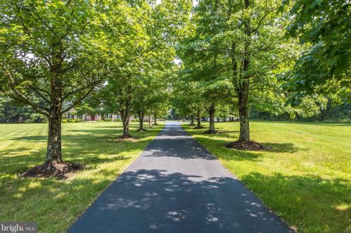 5822 Bradshaw Rd, Pipersville, PA 18947-1114