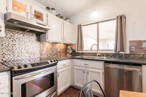 8552 112 Ave, Peoria AZ 85345-3449 exterior