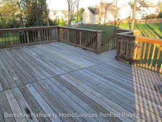 1695 Barrywood Cir, Clarksville TN  37042-1587 exterior