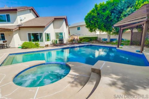 4612 Seda Dr, San Diego, CA 92124-2323