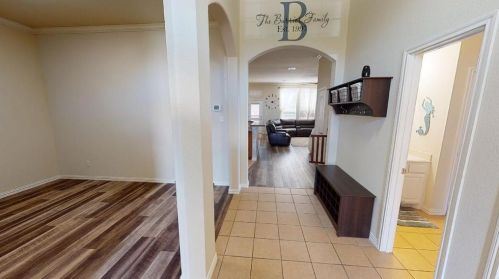 7421 Errandale Dr, Fort Worth, TX 76179-4815