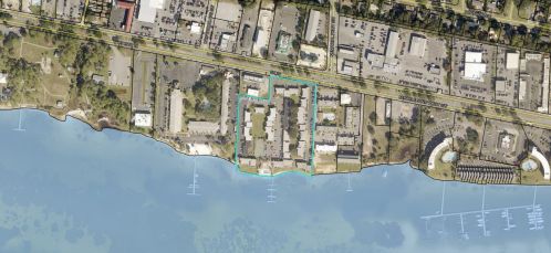 308 Miracle Strip Pkwy, Fort Walton Beach FL  32548-5217 exterior