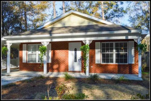 105 Lance Ln, Crawfordville, FL 32327-3209
