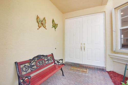 9744 Roche Pl, West Palm Beach, FL 33414-6490