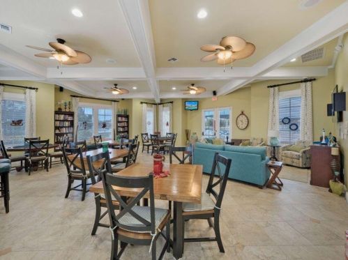 10971 Dunhill Ct, Fort Pierce FL  34987-2403 exterior