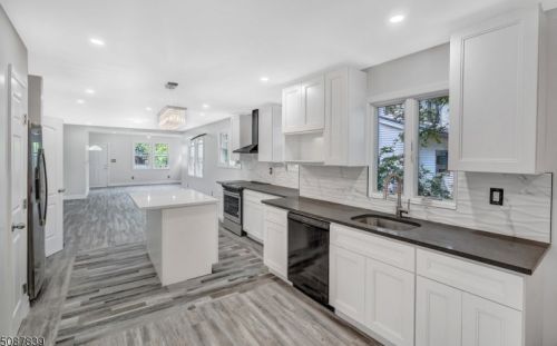 16 Dayton Cres, Bernardsville NJ  07924-2704 exterior