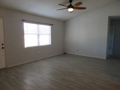 3226 Savona Blvd, Fort Pierce, FL 34953-4430