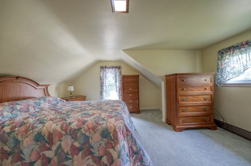 760 Blackhawk Rd, Beaver Falls PA  15010-1511 exterior