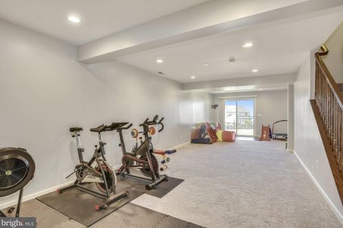 13503 Eagles Rest Dr, Leesburg VA 20176-5035 exterior