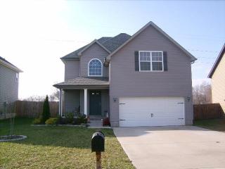 2220 Trophy Trce, Clarksville, TN 37040-6271