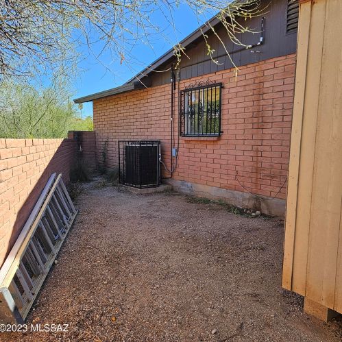 3980 Mandarin Cir, Tucson AZ exterior