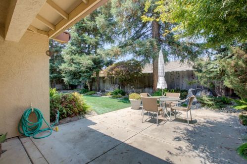 1440 Ranch House Ct, Valley Home CA  95361-8879 exterior