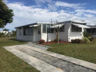 6959 Ridgeway Ter, Hobe Sound FL  33455-6042 exterior