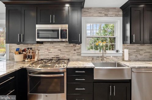 105 Ivy Ln, Glen Mills PA  19342-1319 exterior