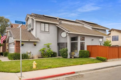 1522 Heirloom Ave, Perris, CA 92571-2921