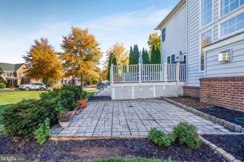 5312 Kernstown Ct, Haymarket VA  20169-4504 exterior