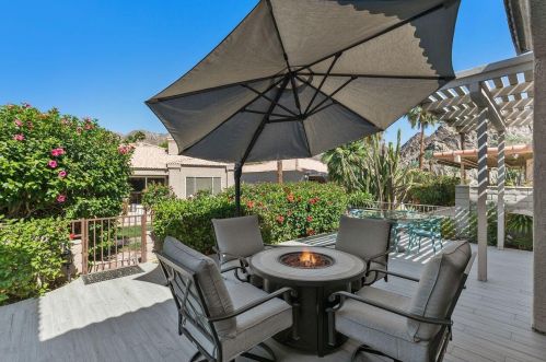 48221 Calle Florista, La Quinta CA  92253-2251 exterior