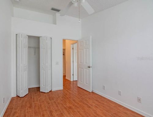 554 Black Lion Dr, Saint Petersburg FL  33716-3472 exterior