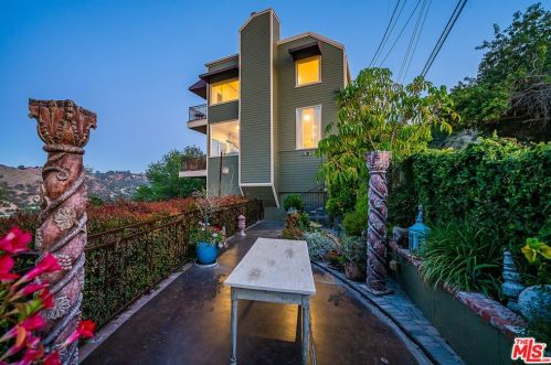4070 Cody Rd, Van Nuys, CA 91403-5023